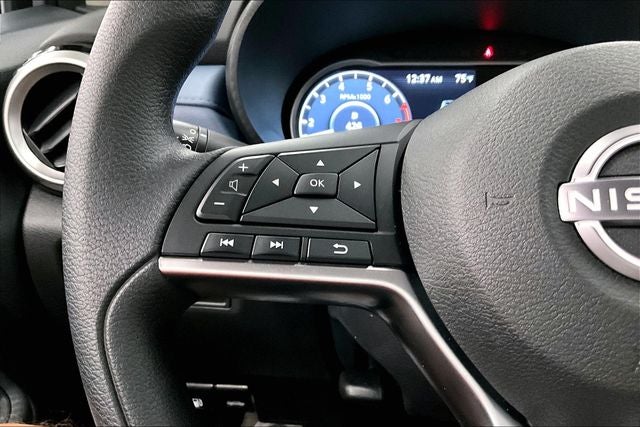 2025 Nissan Versa 1.6 SV - Trunk Package