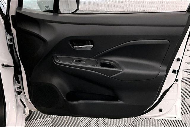 2025 Nissan Versa 1.6 SV - Trunk Package