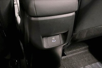 2025 Nissan Versa 1.6 SV - Trunk Package