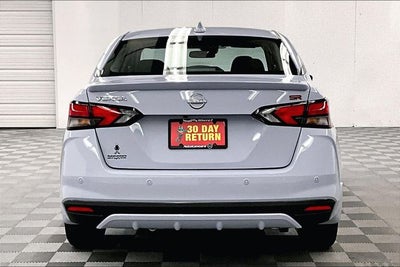 2025 Nissan Versa 1.6 SR - Trunk Package