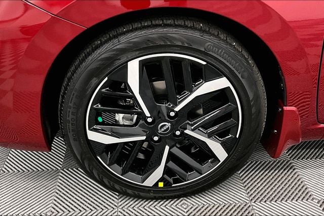 2025 Nissan Versa 1.6 SR - Trunk Package