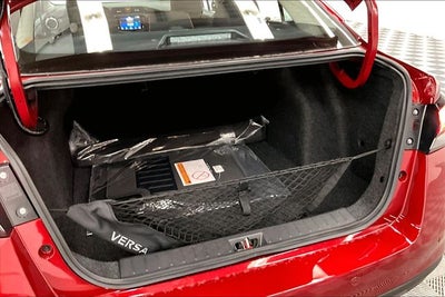 2025 Nissan Versa 1.6 SR - Trunk Package