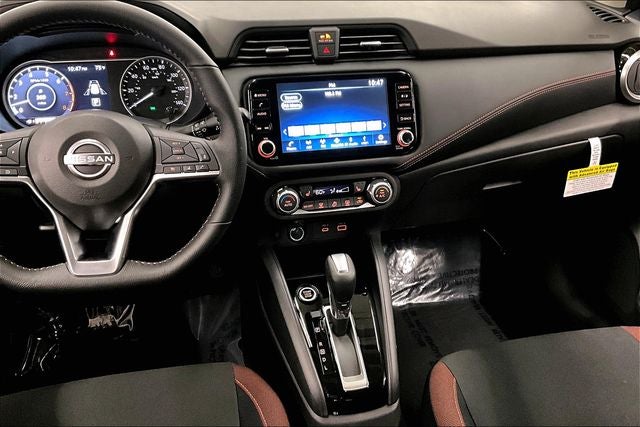 2025 Nissan Versa 1.6 SR - Trunk Package