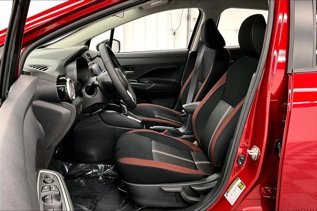 2025 Nissan Versa 1.6 SR - Trunk Package