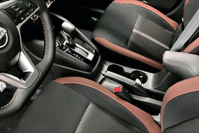 2025 Nissan Versa 1.6 SR - Trunk Package