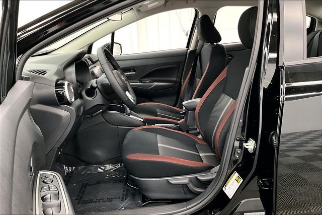 2025 Nissan Versa 1.6 SR - Trunk Package