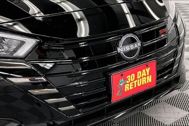 2025 Nissan Versa 1.6 SR - Trunk Package