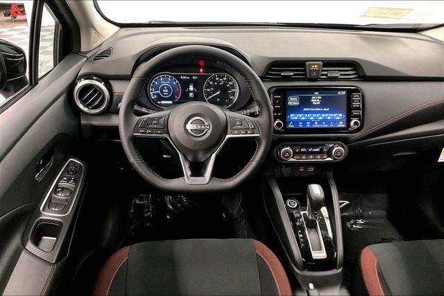 2025 Nissan Versa 1.6 SR - Trunk Package