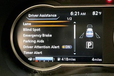 2025 Nissan Versa 1.6 SR - Trunk Package