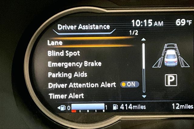 2025 Nissan Versa 1.6 SR - Trunk Package