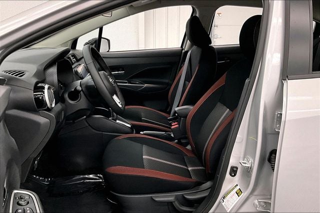 2025 Nissan Versa 1.6 SR - Trunk Package