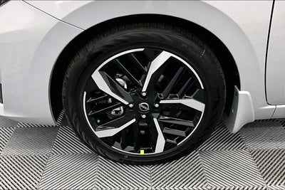 2025 Nissan Versa 1.6 SR - Trunk Package