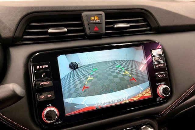 2025 Nissan Versa 1.6 SR - Trunk Package