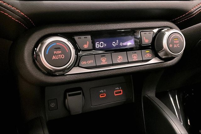 2025 Nissan Versa 1.6 SR - Trunk Package