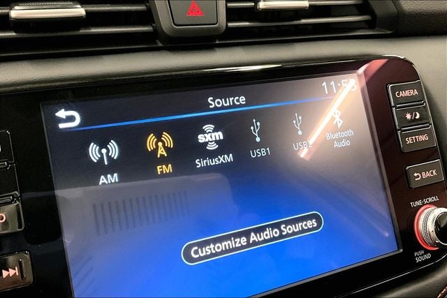 2025 Nissan Versa 1.6 SR - Trunk Package