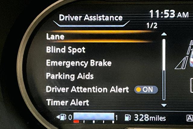 2025 Nissan Versa 1.6 SR - Trunk Package