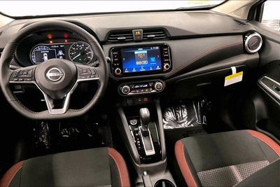 2025 Nissan Versa 1.6 SR - Trunk Package