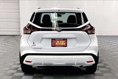 2025 Nissan Kicks Play S