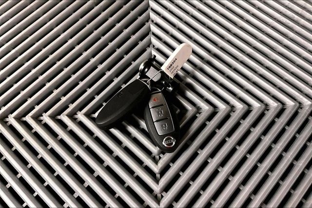 2022 Nissan Kicks S Blind Spot Detection - Apple CarPlay/Android Auto