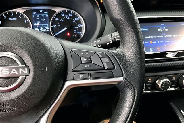 2022 Nissan Kicks S Blind Spot Detection - Apple CarPlay/Android Auto