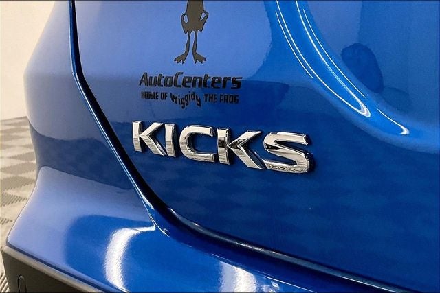 2022 Nissan Kicks S Blind Spot Detection - Apple CarPlay/Android Auto