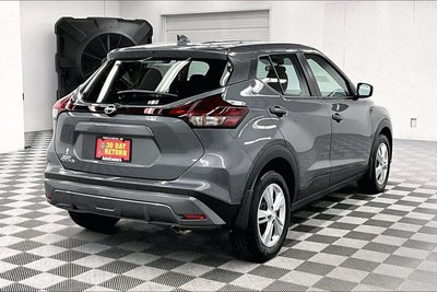 2025 Nissan Kicks Play S
