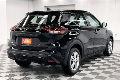 2025 Nissan Kicks Play S