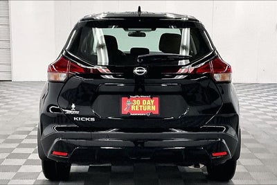 2025 Nissan Kicks Play S