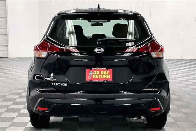 2025 Nissan Kicks Play S