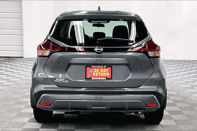 2025 Nissan Kicks Play S