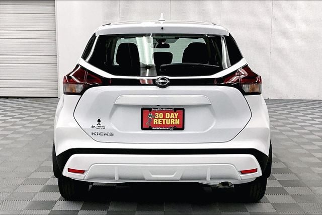 2025 Nissan Kicks Play S