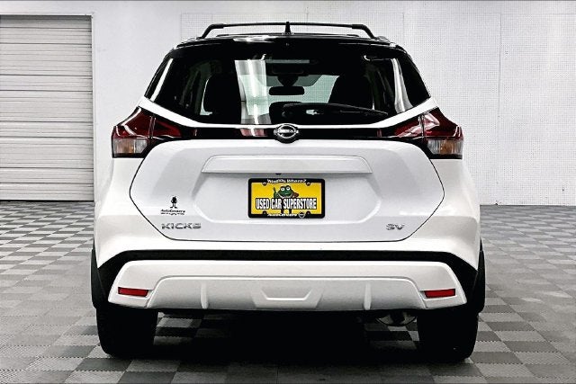 2022 Nissan Kicks SV