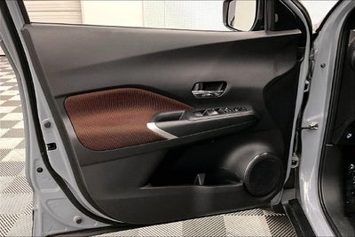 2023 Nissan Kicks SR Adaptive Cruise-Blind Spot Monitor-Remote Start