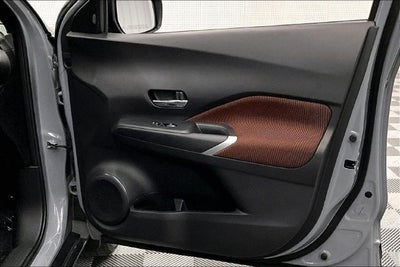 2023 Nissan Kicks SR Adaptive Cruise-Blind Spot Monitor-Remote Start