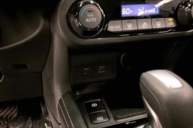 2023 Nissan Kicks SR Adaptive Cruise-Blind Spot Monitor-Remote Start