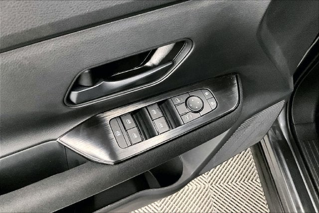 2027 Nissan Kicks S AWD