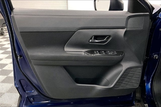 2027 Nissan Kicks S AWD
