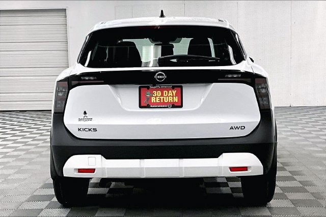 2027 Nissan Kicks S AWD