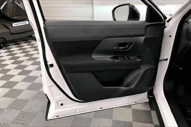 2027 Nissan Kicks S AWD