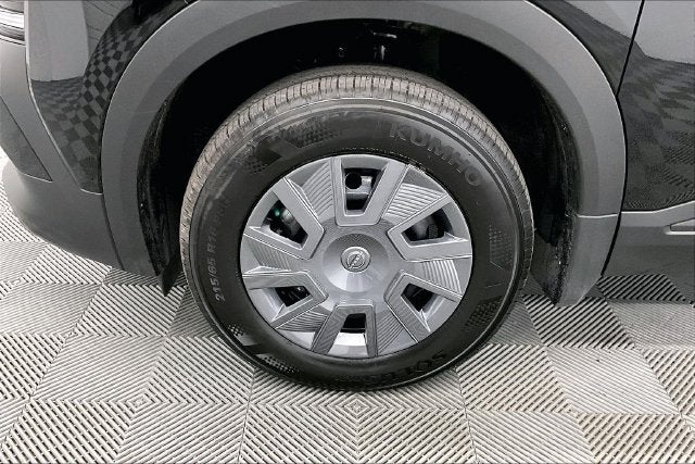 2027 Nissan Kicks S