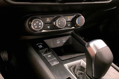 2027 Nissan Kicks S