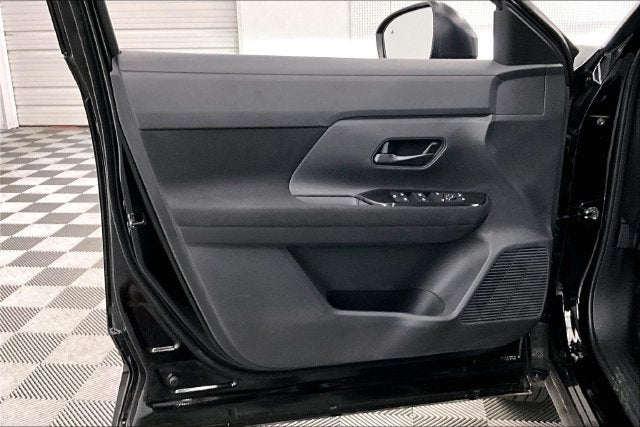 2027 Nissan Kicks S