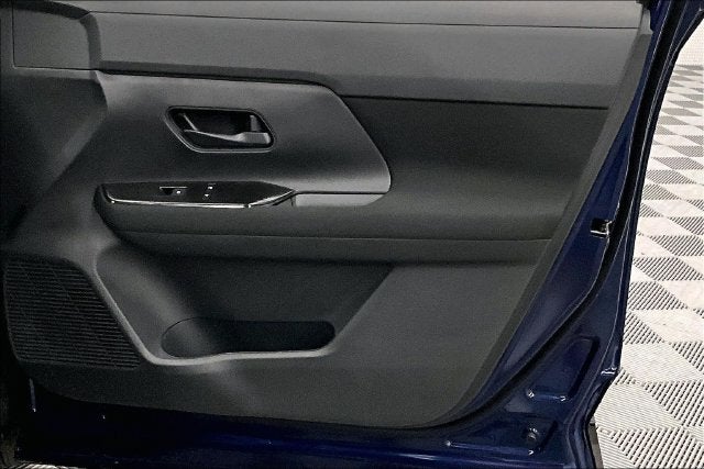 2027 Nissan Kicks S