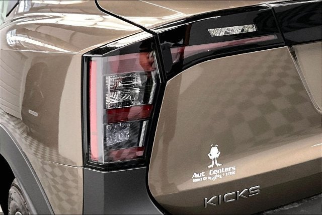 2027 Nissan Kicks S