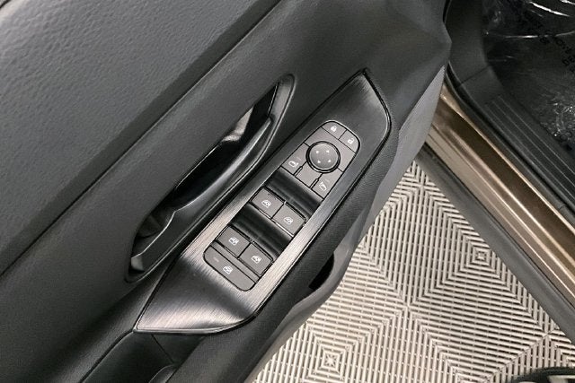 2027 Nissan Kicks S