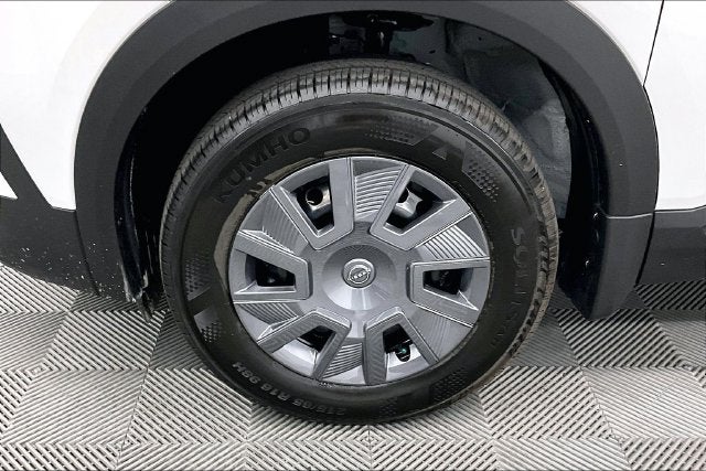 2027 Nissan Kicks S
