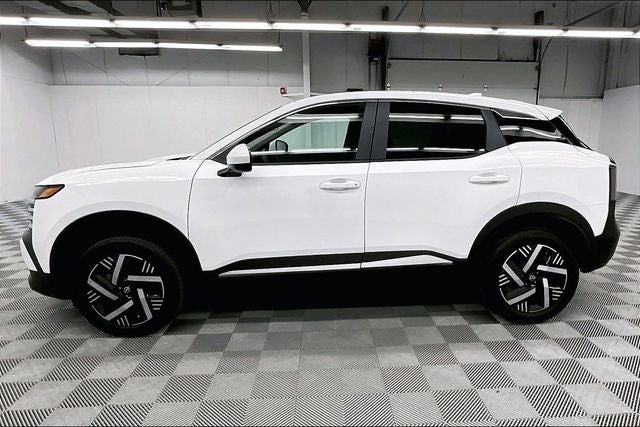 2025 Nissan Kicks SV Adaptive Cruise - Blind Spot Detection