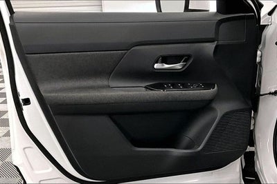 2025 Nissan Kicks SV Adaptive Cruise - Blind Spot Detection