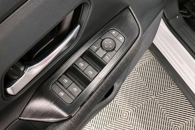 2025 Nissan Kicks SV Adaptive Cruise - Blind Spot Detection