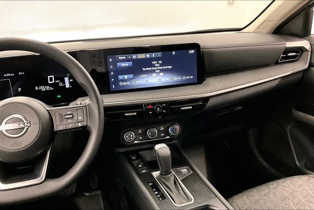 2025 Nissan Kicks SV Adaptive Cruise - Blind Spot Detection